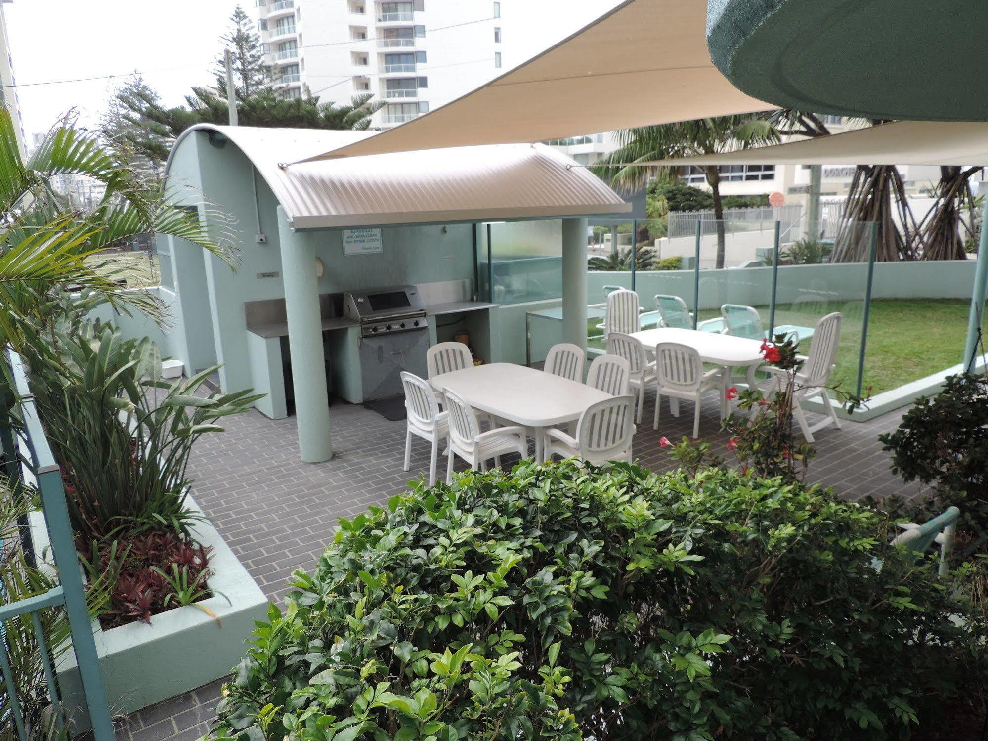 سيرفرز باراديس Emerald Sands Holiday Apartments المظهر الخارجي الصورة